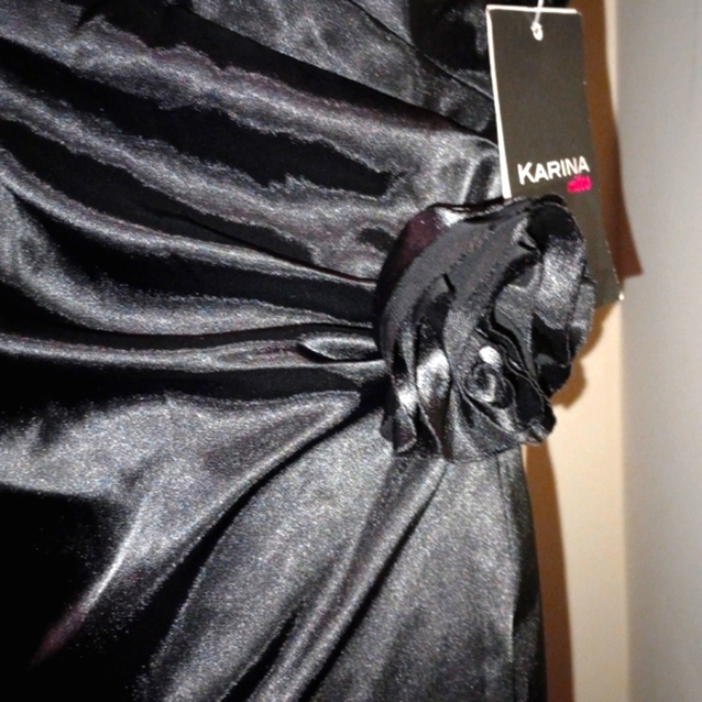 LBD - Picture 5 of 6